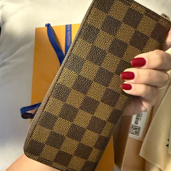 Louis Vuitton Brown Checkered Wallet - Picture 3 of 3